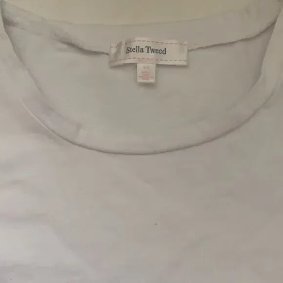 💥STELLA Tweed Top With Crochet Ruffle Sleeves💥 - Picture 4 of 13